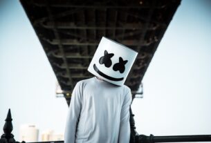 DJ Marshmello: O que está por trás da máscara da atração mais misteriosa do Rock in Rio? | Rock in Rio 2022